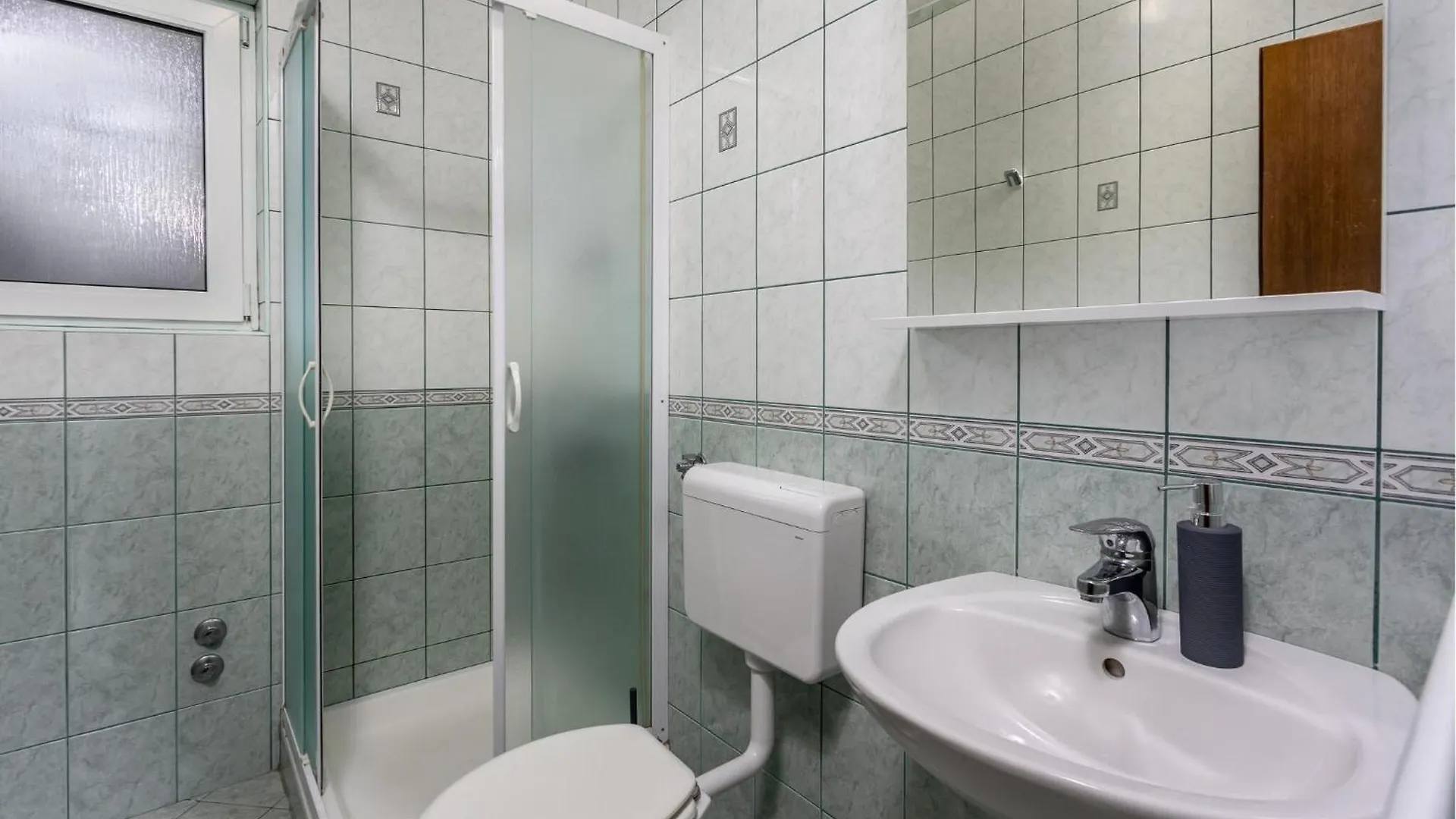 2 Bedroom Nice Apartment In Lopar